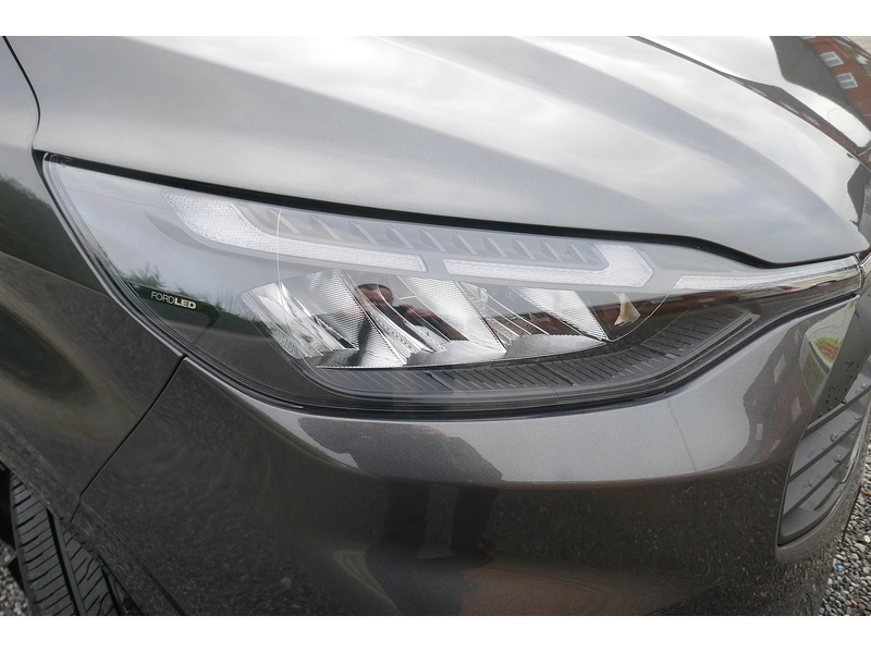 Ford 280 L1 Limited 136ps Van - Pre reg with delivery miles only 2.0 5dr medium van Manual Diesel