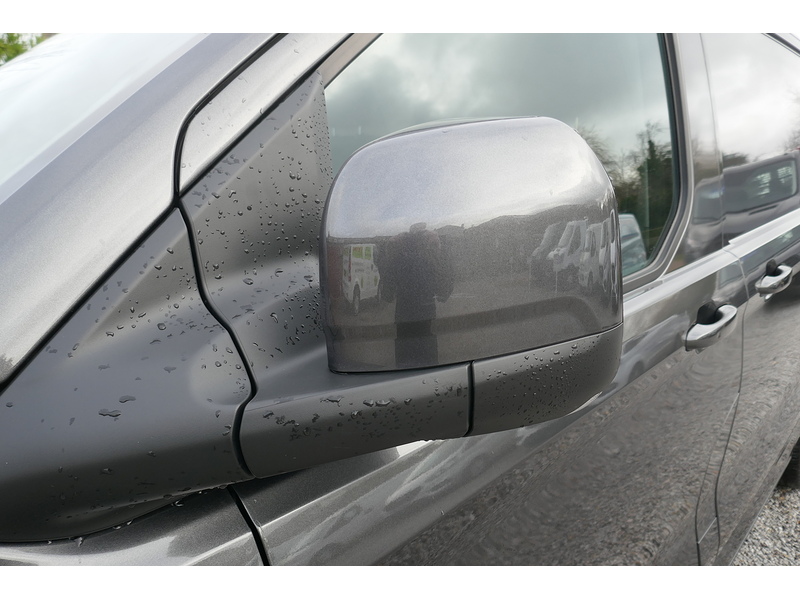 Ford 280 L1 Limited 136ps Van - Pre reg with delivery miles only 2.0 5dr medium van Manual Diesel