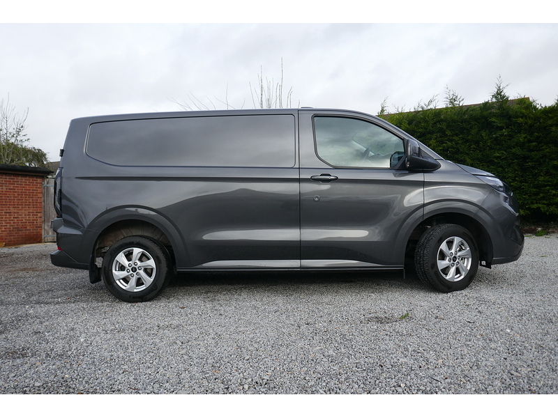 Ford 280 L1 Limited 136ps Van - Pre reg with delivery miles only 2.0 5dr medium van Manual Diesel