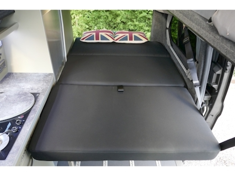 Auto Campers mRv Pop Top 170ps Limited 4 berth Camper - Super condition - 92