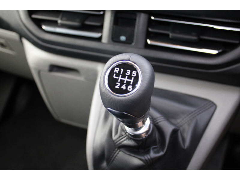 Ford 300 L1 Limited 136ps Euro 6 Van - Super looking in Magnetic Grey 2.0 5dr Panel Van Manual Diesel