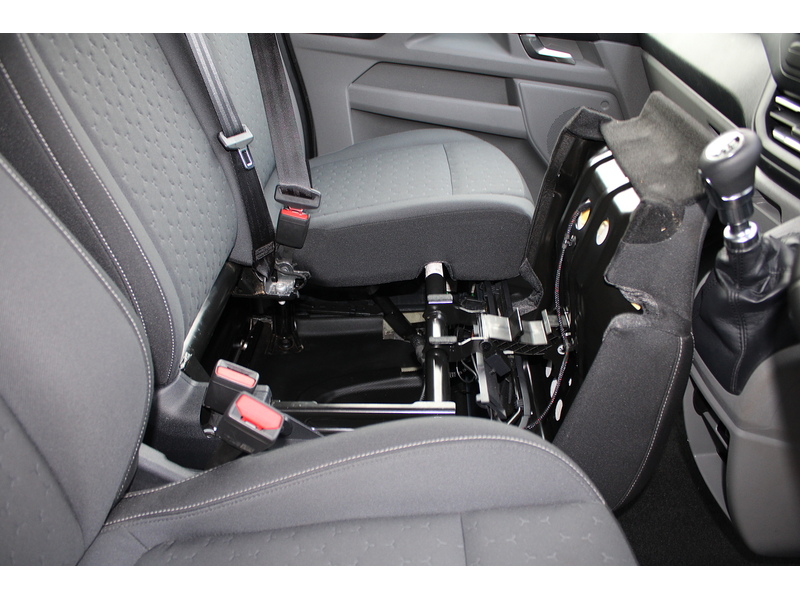 Ford 300 L1 Limited 136ps Euro 6 Van - Super looking in Magnetic Grey 2.0 5dr Panel Van Manual Diesel