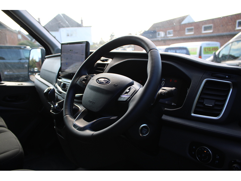Ford 350 L4 H3 Limited 165ps Euro 6 Van 2.0 5dr large van Manual Diesel