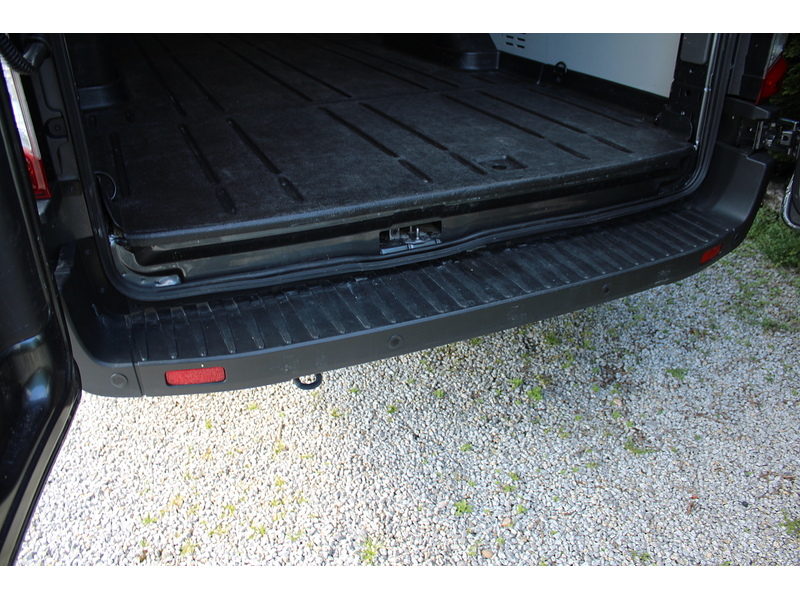 Ford 350 L4 H3 Limited 165ps Euro 6 Van 2.0 5dr large van Manual Diesel