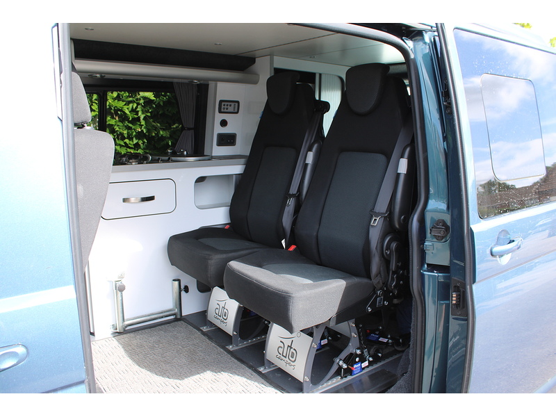 Volkswagen Transporter T30 BlueMotion Highline Auto Campers mRv Pop Top Camper - 16