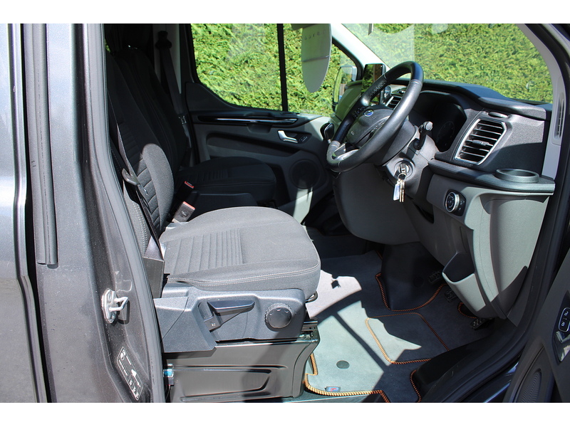 Auto Campers Ford Transit Custom mRv 170ps Limited Camper - Super condition - 81