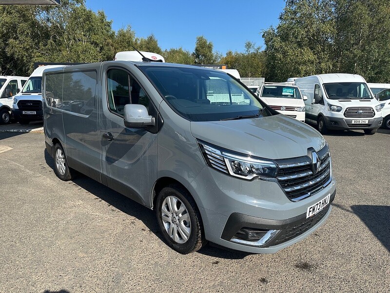 Renault 2.0 dCi Blue 30 Extra Panel Van 5dr Diesel Manual SWB Euro 6 (s/s) (130 ps)