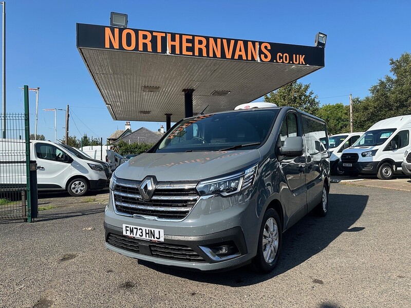 Renault 2.0 dCi Blue 30 Extra Panel Van 5dr Diesel Manual SWB Euro 6 (s/s) (130 ps)