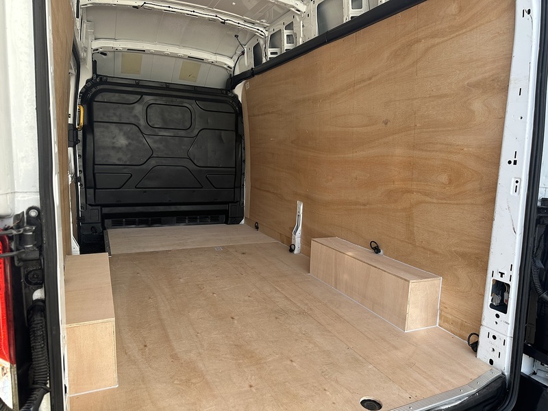 Ford 2.0 350 EcoBlue Leader Panel Van 5dr Diesel Manual RWD L3 H3 Euro 6 (s/s) (130 ps)