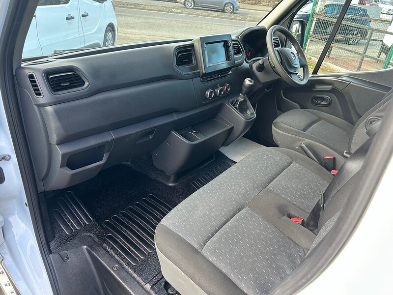 Vauxhall 2.3 CDTi 3500 BiTurbo Edition Panel Van 5dr Diesel Manual FWD L3 H2 Euro 6 (135 ps)