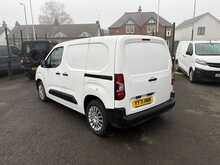 Toyota PROACE CITY BlueHDi Icon 