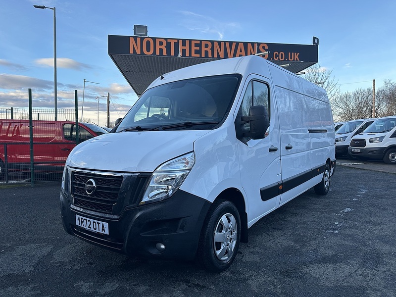 Nissan dCi 35 Tekna Panel Van 2.3 Manual Diesel