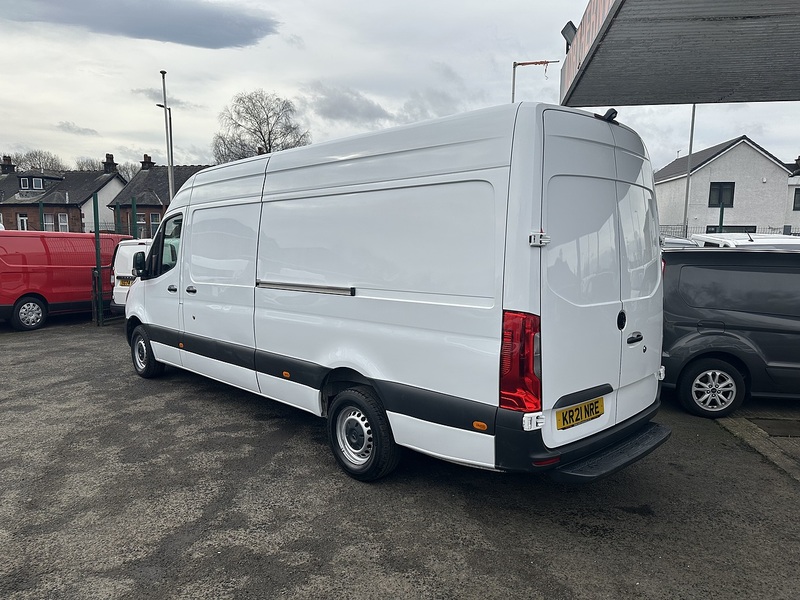 Mercedes-Benz 2.0 315 CDI Progressive Panel Van 5dr Diesel Manual RWD L3 H2 Euro 6 (s/s) (150 ps)
