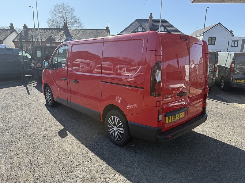 Renault 1.6 dCi 27 Business+ Panel Van 5dr Diesel Manual SWB Standard Roof Euro 6 (120 ps)