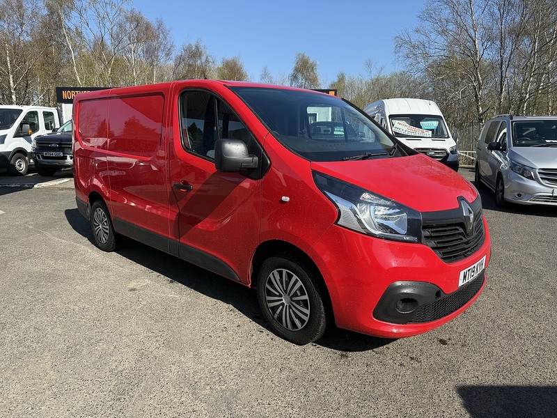 Renault 1.6 dCi 27 Business+ Panel Van 5dr Diesel Manual SWB Standard Roof Euro 6 (120 ps)