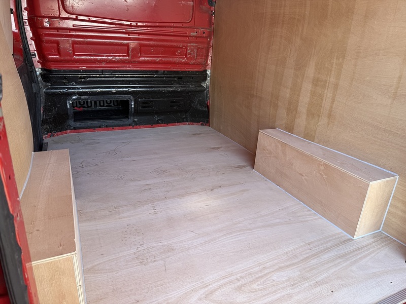 Renault 1.6 dCi 27 Business+ Panel Van 5dr Diesel Manual SWB Standard Roof Euro 6 (120 ps)