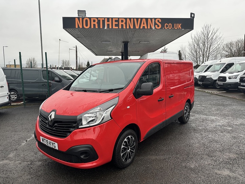 Renault 1.6 dCi 27 Business+ Panel Van 5dr Diesel Manual SWB Standard Roof Euro 6 (120 ps)