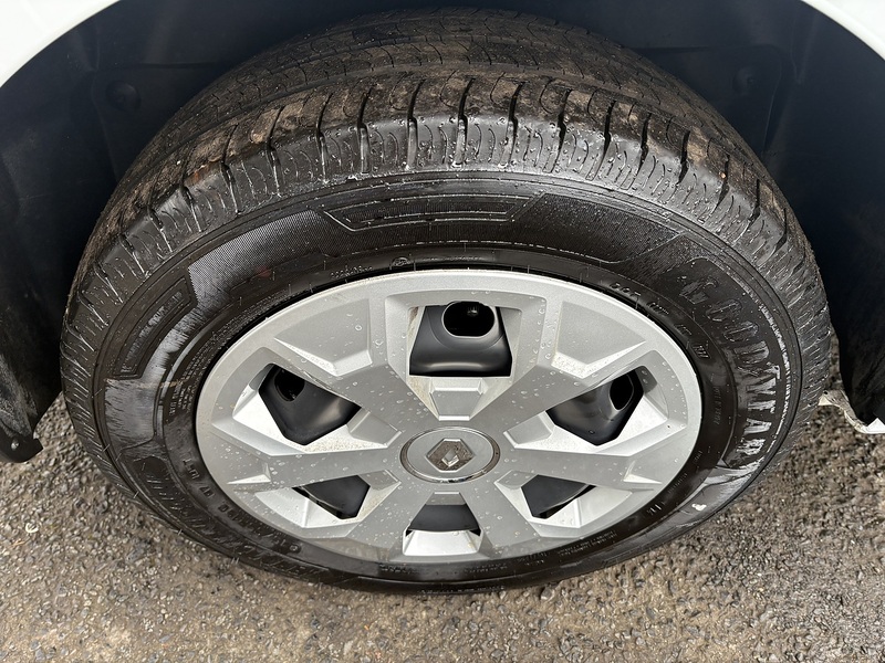 Renault 2.0 dCi Blue 30 Advance Panel Van 5dr Diesel Manual LWB Euro 6 (s/s) (130 ps)