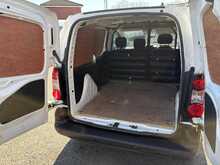 Peugeot Partner BlueHDi 854 Professional 