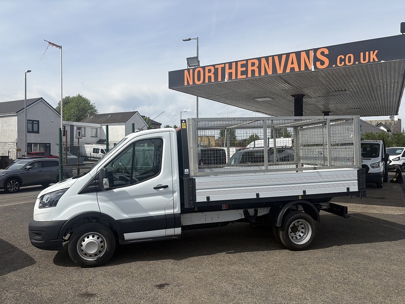 Ford 2.0 350 EcoBlue HDT Leader Chassis Cab 2dr Diesel Manual RWD L2 Euro 6 (s/s) (130 ps)