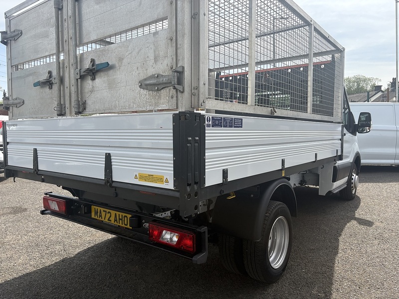 Ford 2.0 350 EcoBlue HDT Leader Chassis Cab 2dr Diesel Manual RWD L2 Euro 6 (s/s) (130 ps)