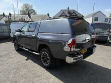 Toyota Hilux D-4D Invincible X 