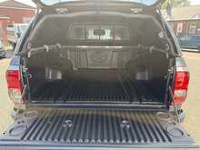 Toyota Hilux D-4D Invincible X 