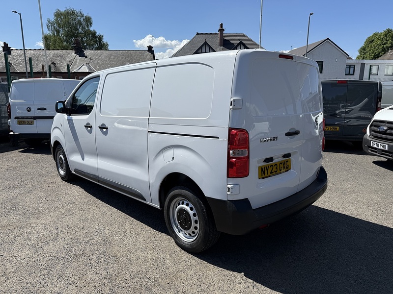 Peugeot 1.5 BlueHDi 1000 Professional Premium + Standard Panel Van 6dr Diesel Manual MWB Euro 6 (s/s) (100 bhp)