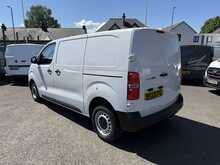 Peugeot Expert BlueHDi 1000 Professional Premium + 