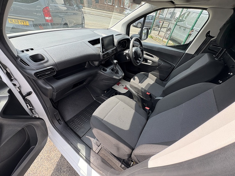 Citroen 1.5 BlueHDi 1000 Enterprise Edition M Panel Van 5dr Diesel Manual SWB Euro 6 (s/s) (100 ps)