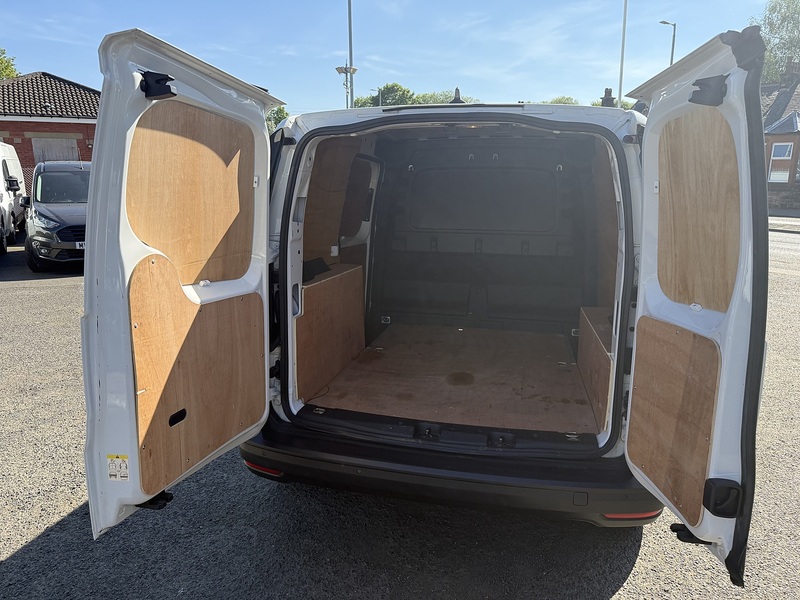 Volkswagen 2.0 TDI C20 Commerce Panel Van 5dr Diesel Manual SWB Euro 6 (s/s) (102 ps)