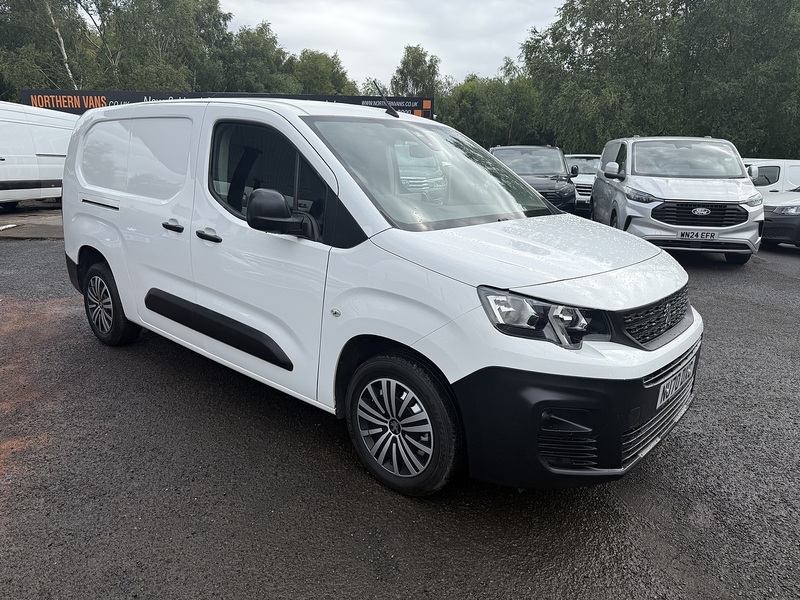Peugeot 1.5 BlueHDi 950 Professional Crewvan Long Panel Van 6dr Diesel Manual LWB Euro 6 (100 bhp)