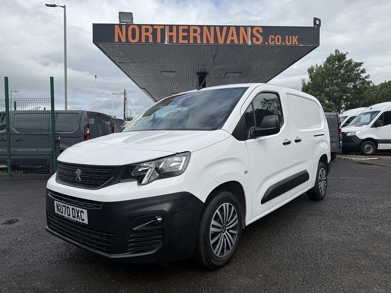 Peugeot 1.5 BlueHDi 950 Professional Crewvan Long Panel Van 6dr Diesel Manual LWB Euro 6 (100 bhp)
