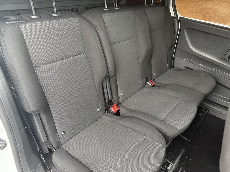 Peugeot 1.5 BlueHDi 950 Professional Crewvan Long Panel Van 6dr Diesel Manual LWB Euro 6 (100 bhp)