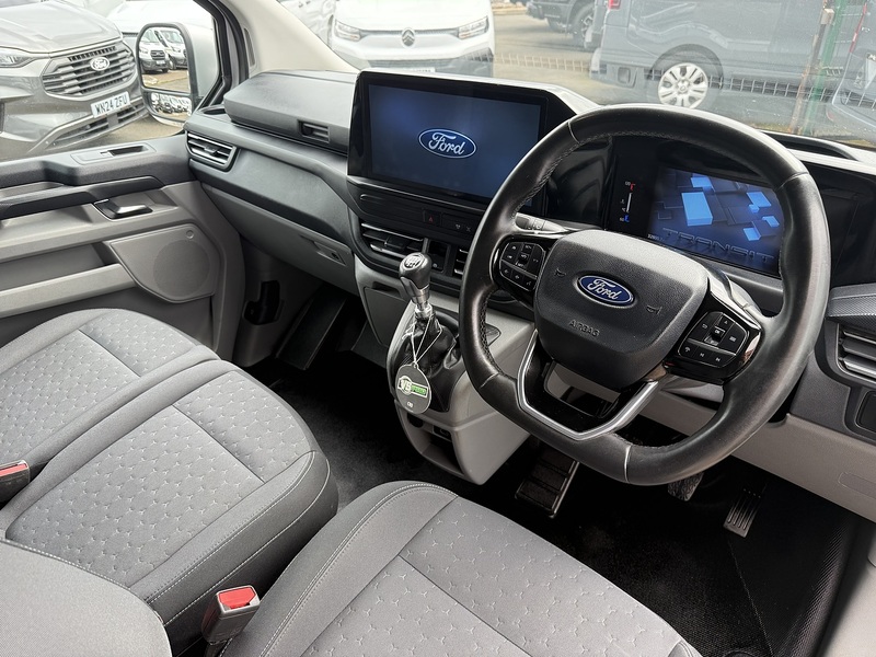 Ford 2.0 300 EcoBlue Limited Panel Van 5dr Diesel Manual L1 H1 Euro 6 (s/s) (136 ps)