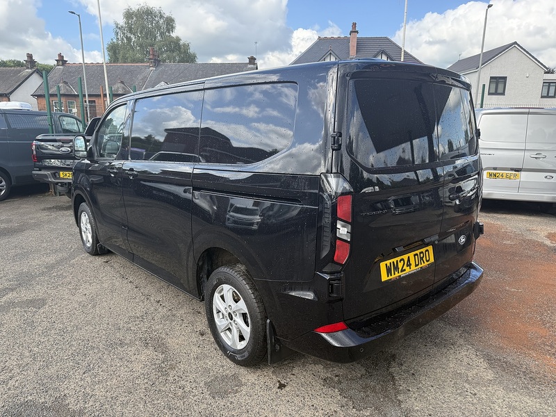 Ford 2.0 280 EcoBlue Limited Panel Van 5dr Diesel Manual L1 H1 Euro 6 (s/s) (136 ps)