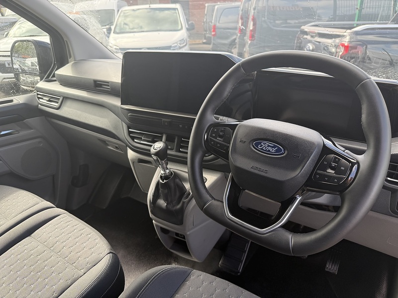 Ford 2.0 280 EcoBlue Limited Panel Van 5dr Diesel Manual L1 H1 Euro 6 (s/s) (136 ps)
