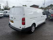 Vauxhall Vivaro Turbo D 2900 Dynamic 