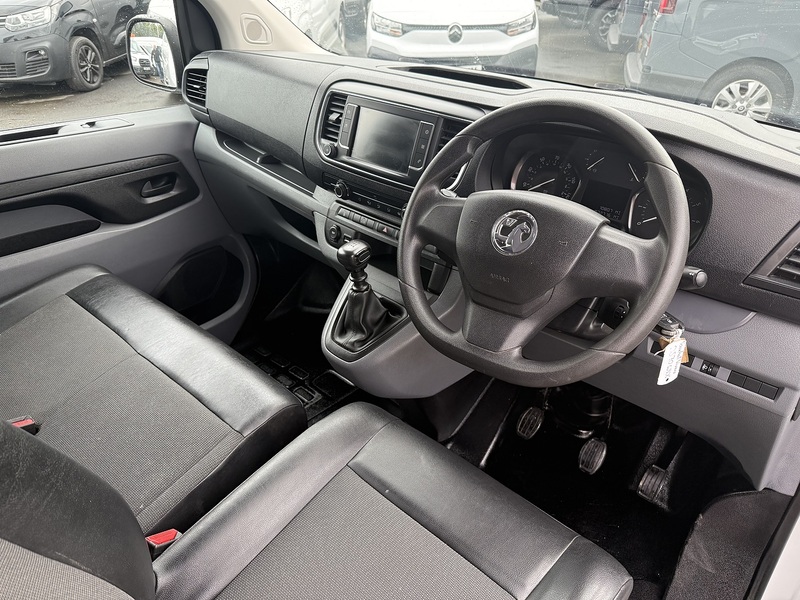 Vauxhall 1.5 Turbo D 2900 Dynamic Panel Van 6dr Diesel Manual L2 H1 Euro 6 (s/s) (100 ps)