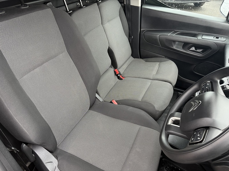 Citroen 1.5 BlueHDi 950 Driver XL Pro Panel Van 6dr Diesel EAT8 LWB Euro 6 (s/s) (130 ps)