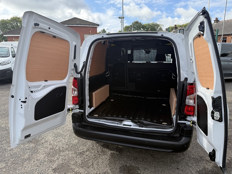 Citroen 1.5 BlueHDi 850 Enterprise XL Crew Van Double Cab 6dr Diesel Manual LWB Euro 6 (s/s) (100 ps)