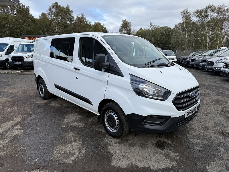 Ford 2.0 300 EcoBlue Leader Crew Van Double Cab 5dr Diesel Manual L2 H1 Euro 6 (s/s) (105 ps)