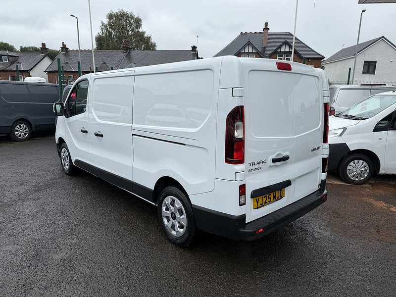Renault 2.0 dCi Blue LL30 Advance Panel Van 5dr Diesel Manual L2 H1 Euro 6 (s/s) (130 ps)