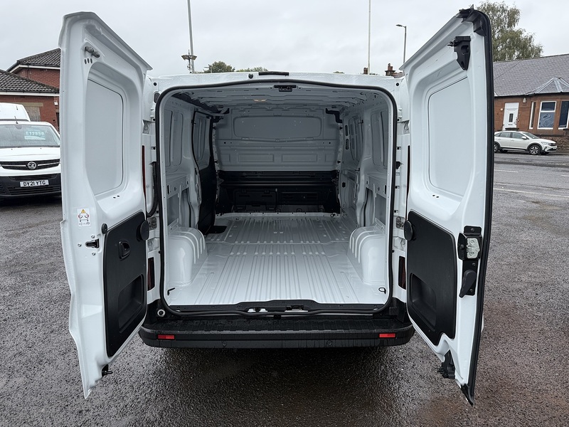 Renault 2.0 dCi Blue LL30 Advance Panel Van 5dr Diesel Manual L2 H1 Euro 6 (s/s) (130 ps)