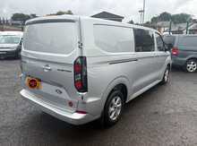 Ford Transit Custom 320 EcoBlue Limited 