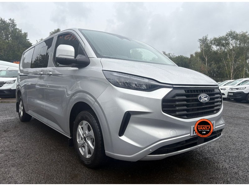 Ford 2.0 320 EcoBlue Limited Crew Van Double Cab 5dr Diesel Auto L2 H1 Euro 6 (s/s) (136 ps)