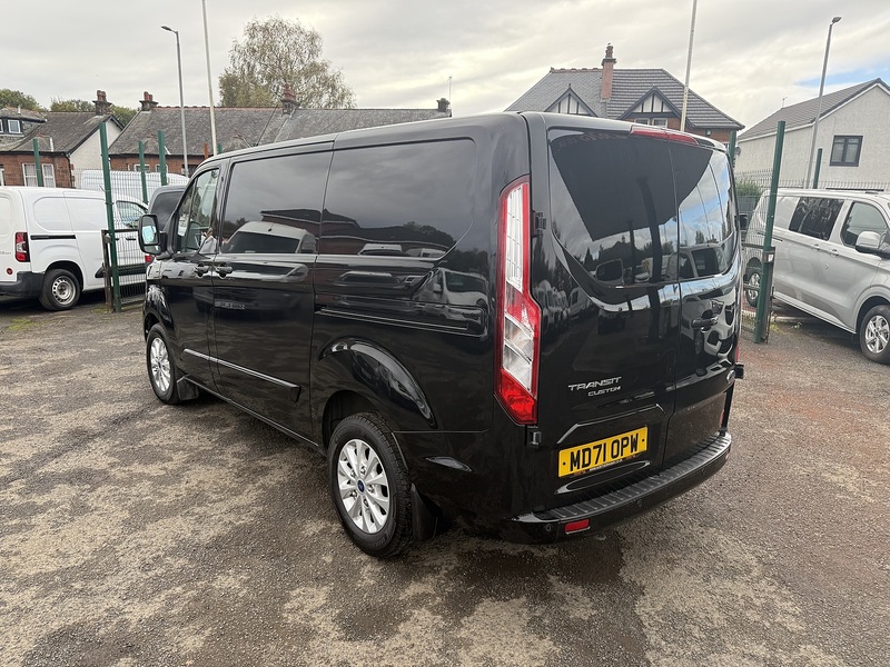 Ford 2.0 300 EcoBlue Limited Panel Van 5dr Diesel Manual L1 H1 Euro 6 (s/s) (130 ps)