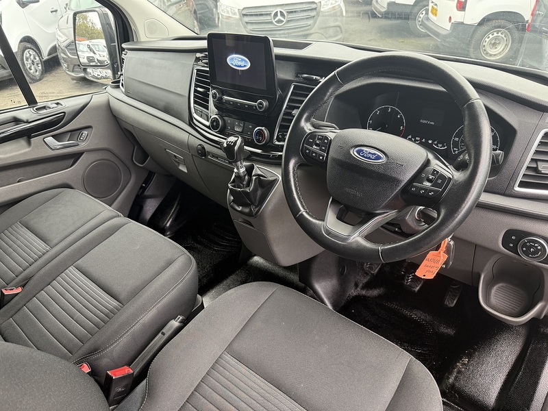 Ford 2.0 300 EcoBlue Limited Panel Van 5dr Diesel Manual L1 H1 Euro 6 (s/s) (130 ps)