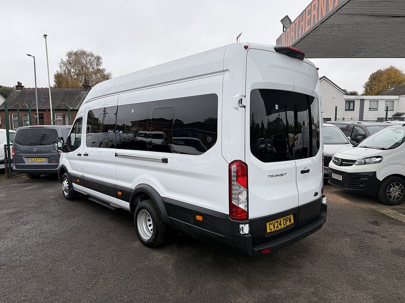 Ford 2.0 460 EcoBlue Trend Minibus Double Cab 5dr Diesel Manual RWD L4 H3 Euro 6 (s/s) (17 Seat, DRW) (165 ps)