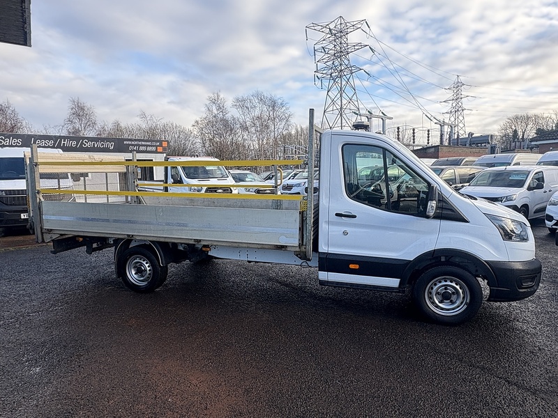 Ford 2.0 350 EcoBlue HD Leader Chassis Cab 2dr Diesel Manual RWD L4 Euro 6 (s/s) (DRW) (130 ps)